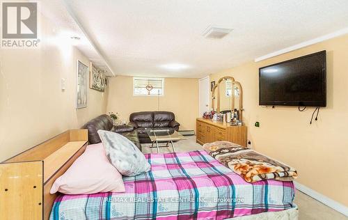 3318 Given Lane, Milton, ON - Indoor Photo Showing Bedroom