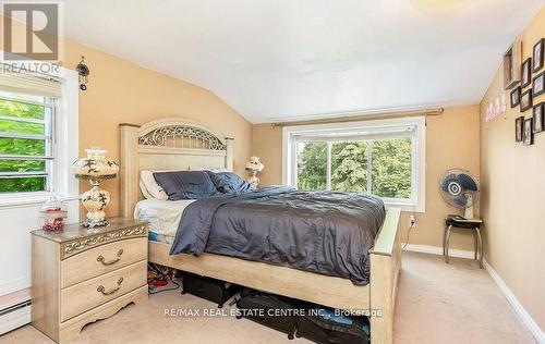 3318 Given Lane, Milton, ON - Indoor Photo Showing Bedroom