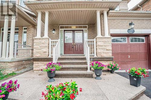 29 Goswell Street, Brampton (Bram East), ON - Outdoor