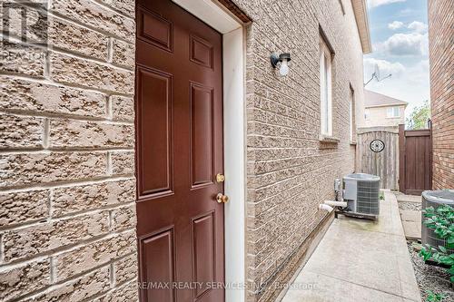 29 Goswell Street, Brampton (Bram East), ON - Outdoor With Exterior