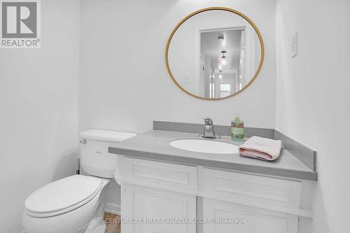 1020 Flintlock Road, London, ON - Indoor Photo Showing Bathroom