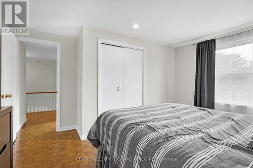 1020 Flintlock Road, London, ON - Indoor Photo Showing Bedroom