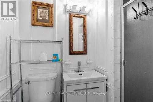 1155 Royal York Road, London, ON - Indoor Photo Showing Bathroom