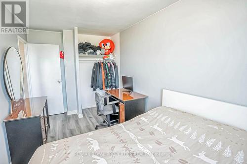 297 - 165 Cherokee Boulevard, Toronto (Pleasant View), ON - Indoor Photo Showing Bedroom