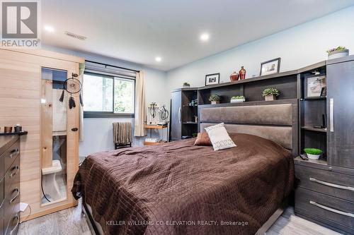 2071 Craig Road, Innisfil (Alcona), ON - Indoor Photo Showing Bedroom