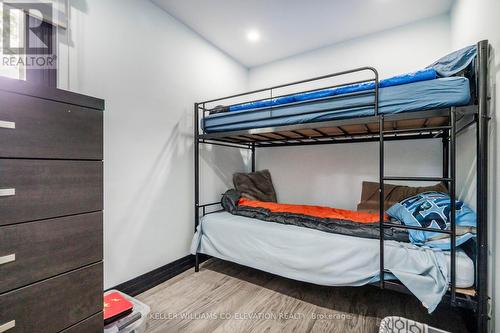 2071 Craig Road, Innisfil, ON - Indoor Photo Showing Bedroom