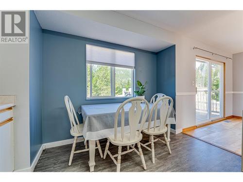 5840 Westwynd Drive, Falkland, BC - Indoor Photo Showing Dining Room