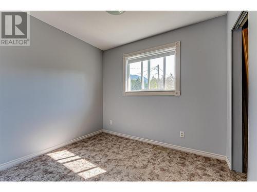 5840 Westwynd Drive, Falkland, BC - Indoor Photo Showing Other Room