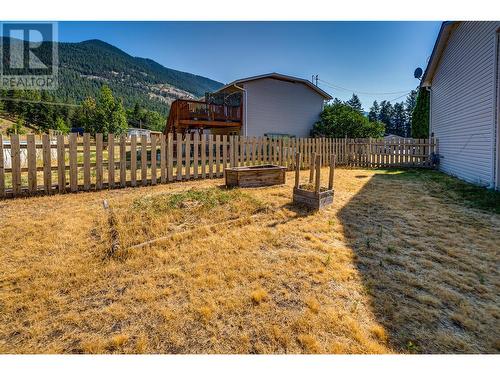 5840 Westwynd Drive, Falkland, BC - Outdoor