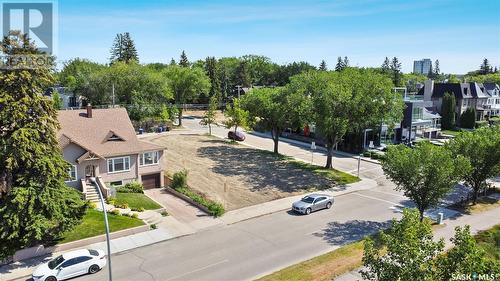 704 Saskatchewan Crescent E, Saskatoon, SK - Outdoor