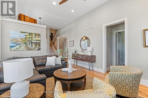 363 Walton Street, Oakville (Bronte East), ON - Indoor Photo Showing Living Room