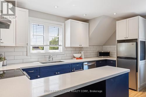 363 Walton Street, Oakville (Bronte East), ON - Indoor Photo Showing Kitchen