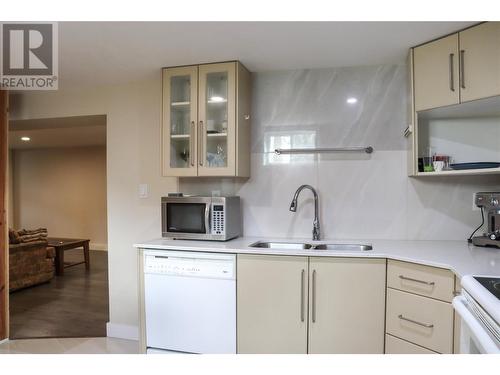 7212 Heron Lane, Osoyoos, BC - Indoor Photo Showing Kitchen With Double Sink