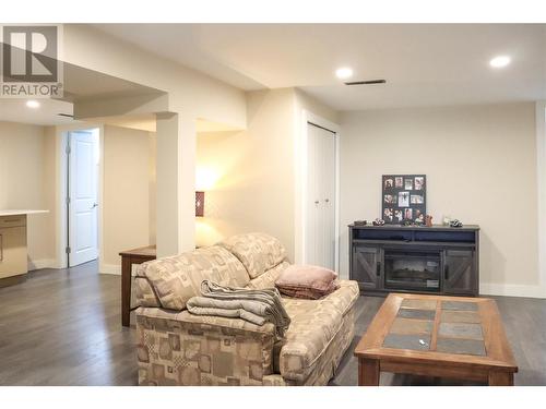 7212 Heron Lane, Osoyoos, BC - Indoor With Fireplace