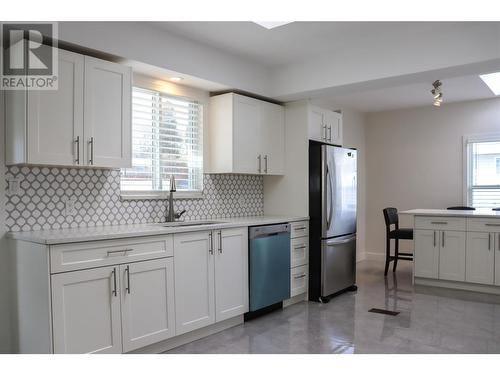 7212 Heron Lane, Osoyoos, BC - Indoor Photo Showing Kitchen