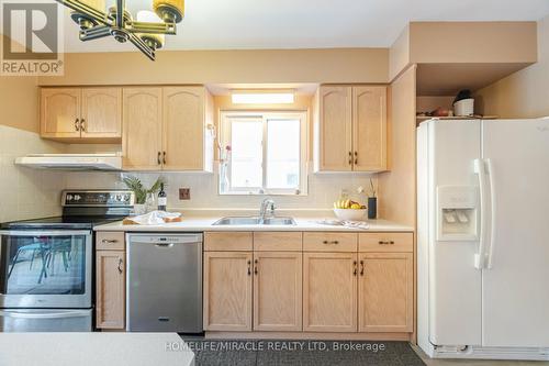 3633 Anniversary Road, Mississauga (Erindale), ON - Indoor Photo Showing Kitchen With Double Sink