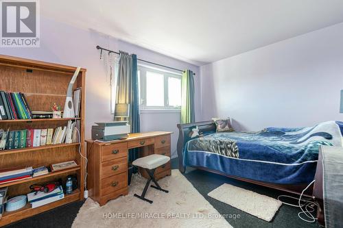 3633 Anniversary Road, Mississauga (Erindale), ON - Indoor Photo Showing Bedroom