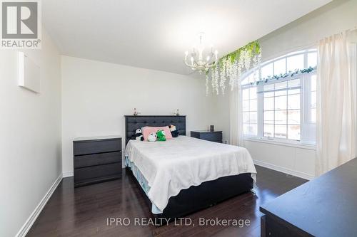 56 Gentle Fox Drive, Caledon, ON - Indoor Photo Showing Bedroom