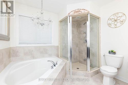 56 Gentle Fox Drive, Caledon, ON - Indoor Photo Showing Bathroom