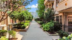 109 - 320 CITY CENTRE DRIVE  Mississauga, ON L5B 4P8