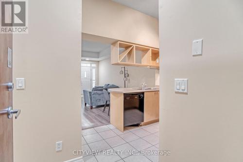 109 - 320 City Centre Drive, Mississauga (City Centre), ON -  Photo Showing Other Room