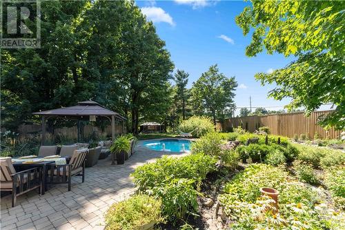 29 Roberta Crescent, Ottawa, ON - Outdoor With In Ground Pool With Backyard