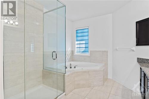 408 Golden Springs Drive, Ottawa, ON - Indoor Photo Showing Bathroom