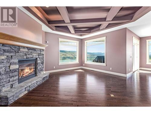 2726 Cliffshore Drive, Lake Country, BC - Indoor With Fireplace