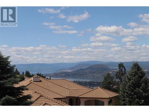 1003 Skeena Drive, Kelowna, BC - Outdoor With View