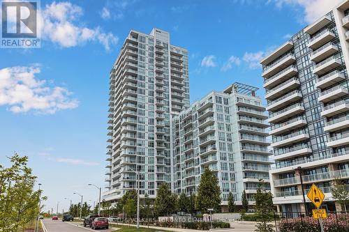 804 - 10 Deerlick Court, Toronto (Parkwoods-Donalda), ON - Outdoor With Balcony With Facade