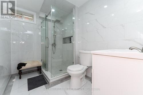 23 Warman Street, New Tecumseth (Alliston), ON - Indoor Photo Showing Bathroom