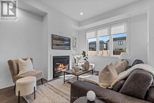 125 East Shore Drive, Clarington (Bowmanville), ON - Indoor Photo Showing Living Room With Fireplace