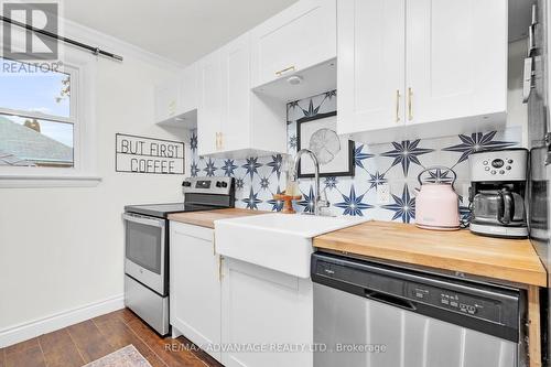 32 David Street, London, ON - Indoor Photo Showing Kitchen