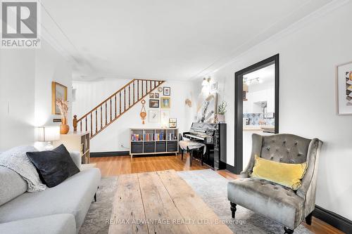 32 David Street, London, ON - Indoor Photo Showing Living Room