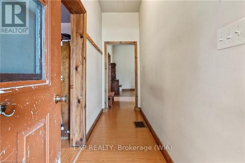 194 Frank Street, South Bruce Peninsula, ON - Indoor Photo Showing Other Room