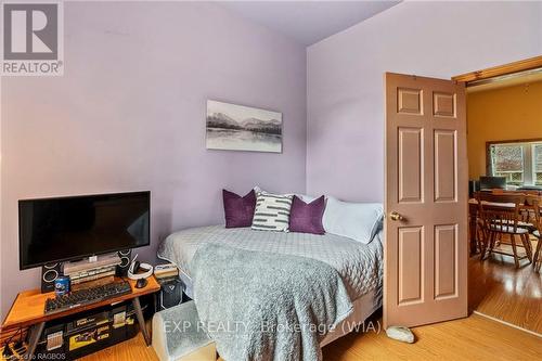 194 Frank Street, South Bruce Peninsula, ON - Indoor Photo Showing Bedroom