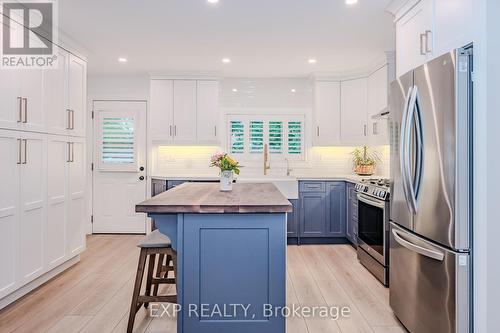 41 East 32Nd Street, Hamilton, ON - Indoor Photo Showing Kitchen With Upgraded Kitchen