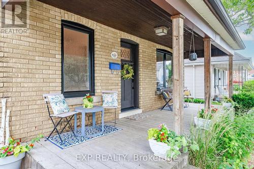 41 East 32Nd Street, Hamilton (Raleigh), ON - Outdoor With Deck Patio Veranda With Exterior