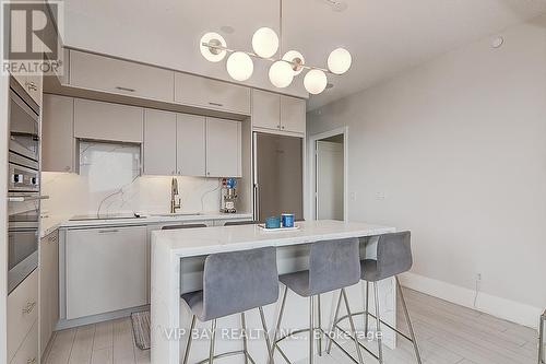 2003 - 120 Harrison Garden Boulevard, Toronto (Willowdale East), ON - Indoor Photo Showing Kitchen With Upgraded Kitchen