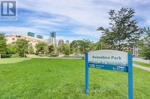 2003 - 120 Harrison Garden Boulevard, Toronto (Willowdale East), ON - Outdoor With View