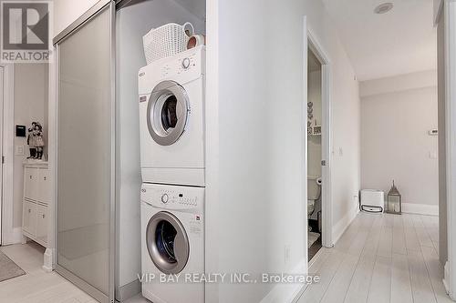 2003 - 120 Harrison Garden Boulevard, Toronto (Willowdale East), ON - Indoor Photo Showing Laundry Room