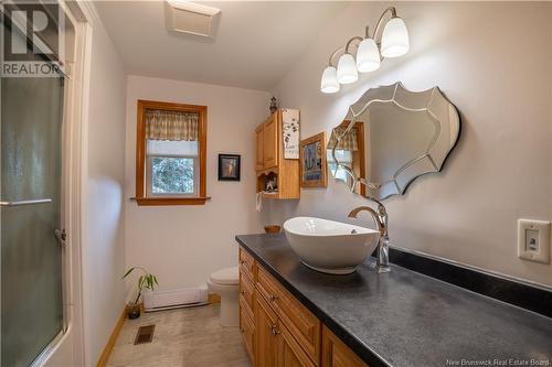 27 Maxwell Drive, Sussex, NB - Indoor Photo Showing Bathroom