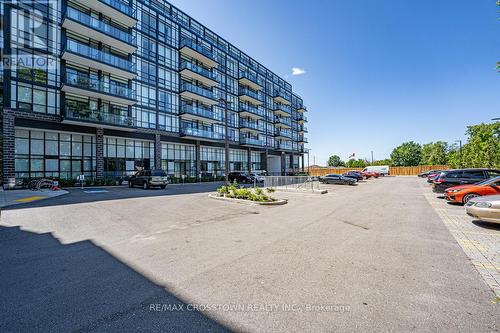 420 - 681 Yonge Street, Barrie (Painswick South), ON - Outdoor