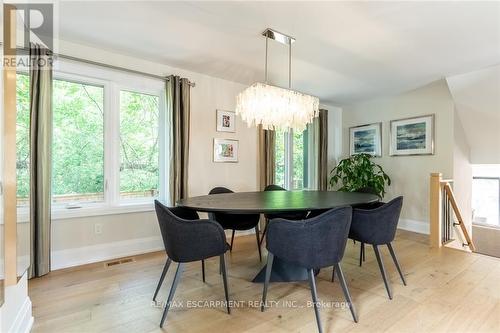 3410 Spruce Avenue, Burlington (Roseland), ON - Indoor Photo Showing Dining Room