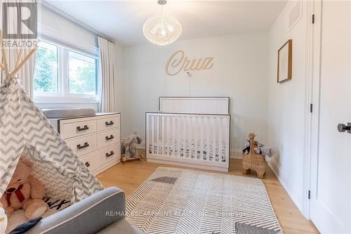 3410 Spruce Avenue, Burlington (Roseland), ON - Indoor Photo Showing Bedroom