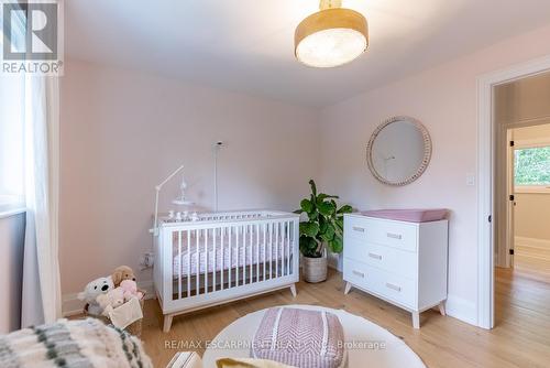 3410 Spruce Avenue, Burlington (Roseland), ON - Indoor Photo Showing Bedroom