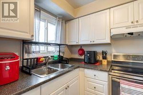 14 - 1725 Ernest Avenue, London, ON - Indoor Photo Showing Kitchen With Double Sink