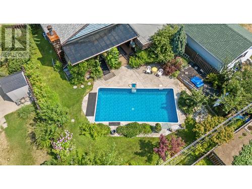 1150 Marianna  Crescent, Trail, BC - Outdoor With In Ground Pool