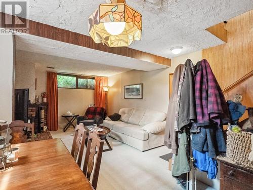 1150 Marianna  Crescent, Trail, BC - Indoor Photo Showing Dining Room