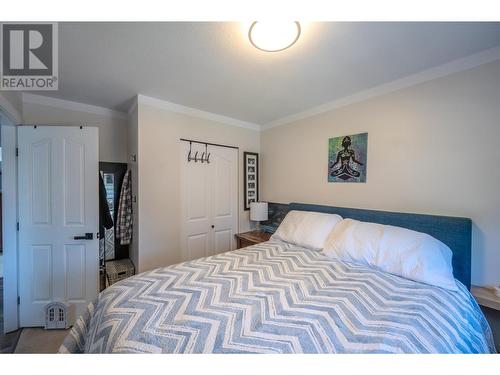 186 Baskin Court, Penticton, BC - Indoor Photo Showing Bedroom